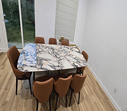 Dining table assembly2